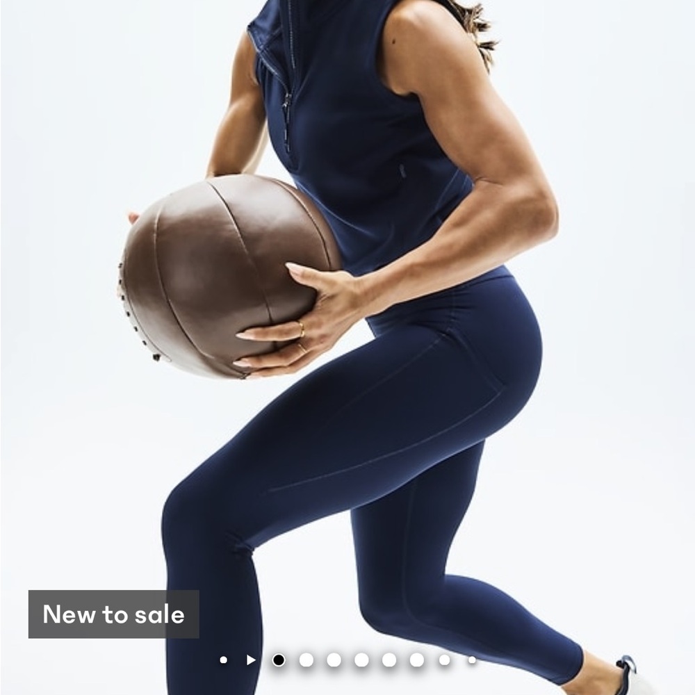 Athleta Interval Stash High Rise 7/8 Legging